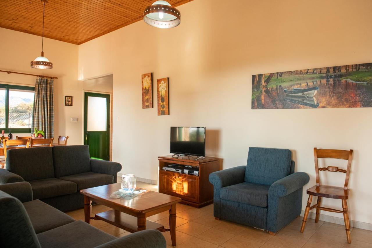 Adonis Villa Coral Bay Bagian luar foto