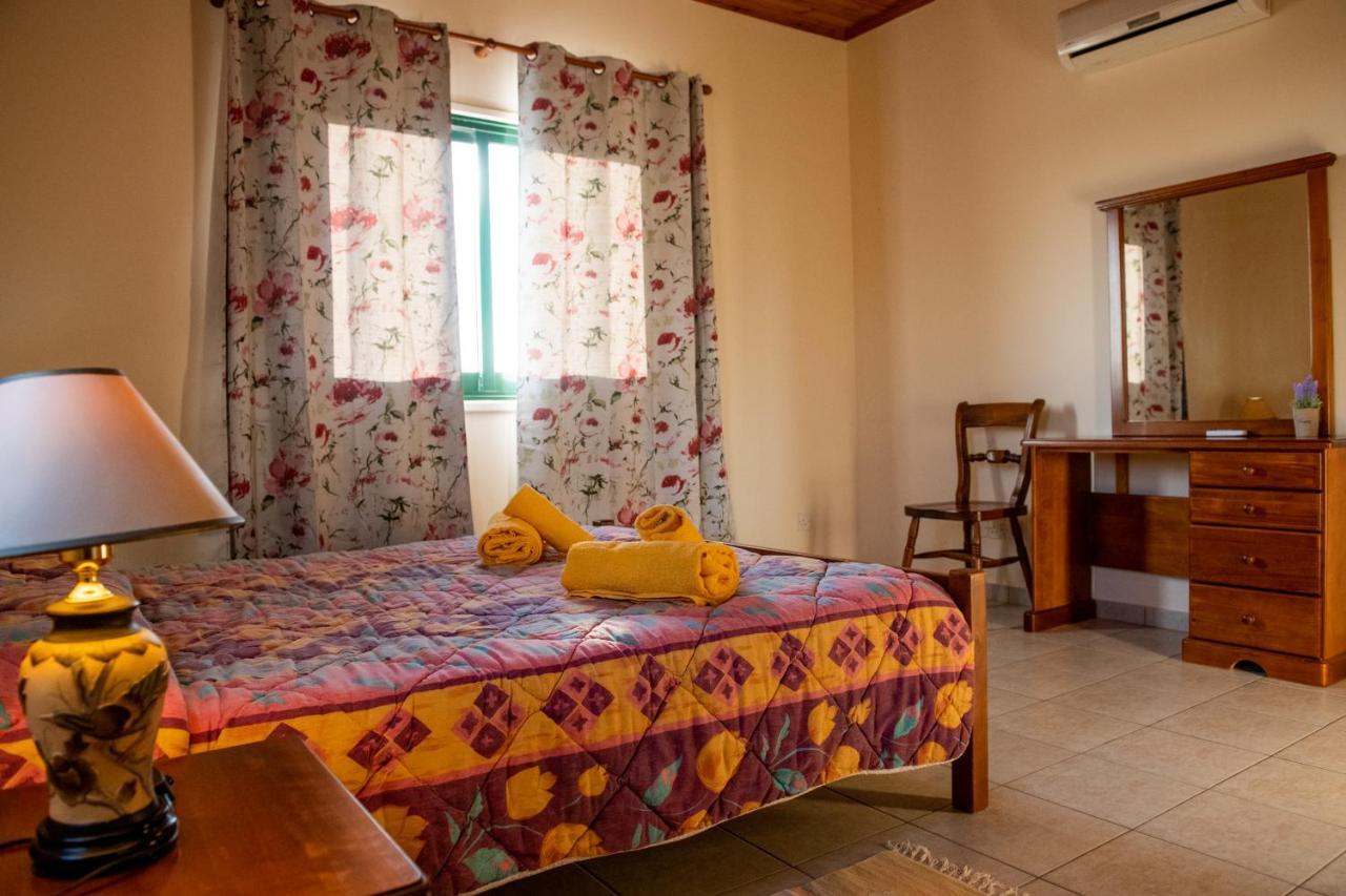 Adonis Villa Coral Bay Bagian luar foto