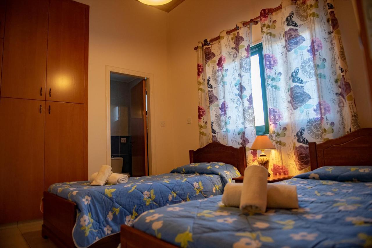 Adonis Villa Coral Bay Bagian luar foto