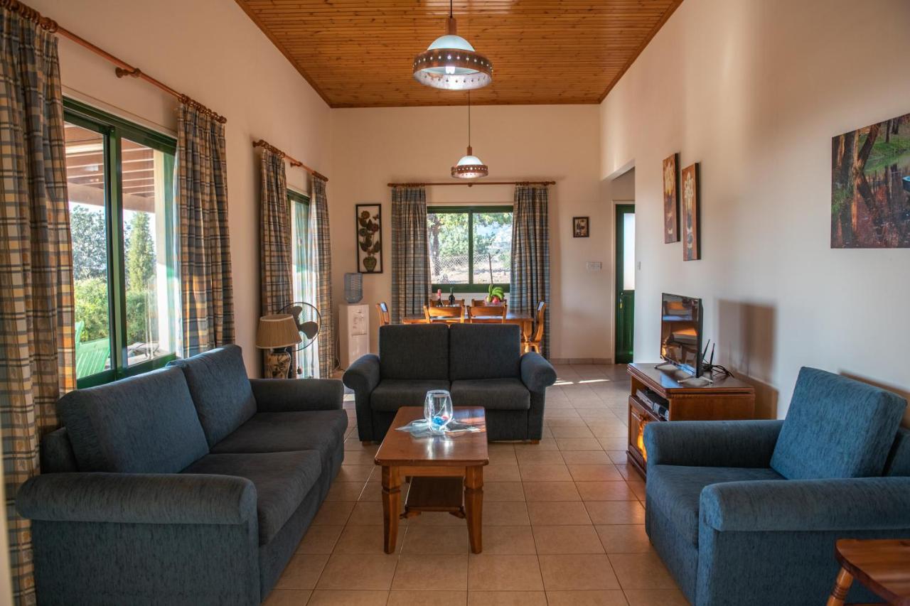 Adonis Villa Coral Bay Bagian luar foto